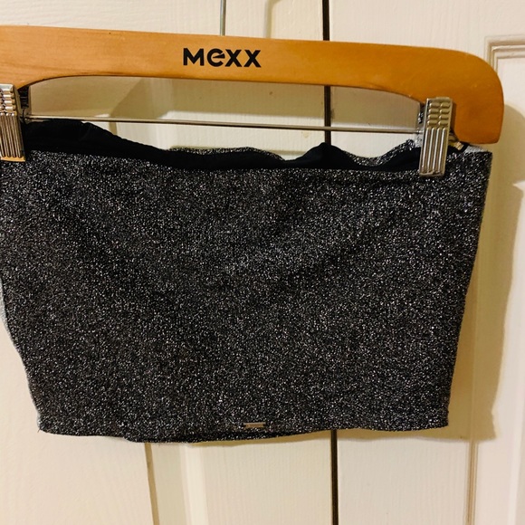 Tube top with a little sparkle. - Picture 2 of 4